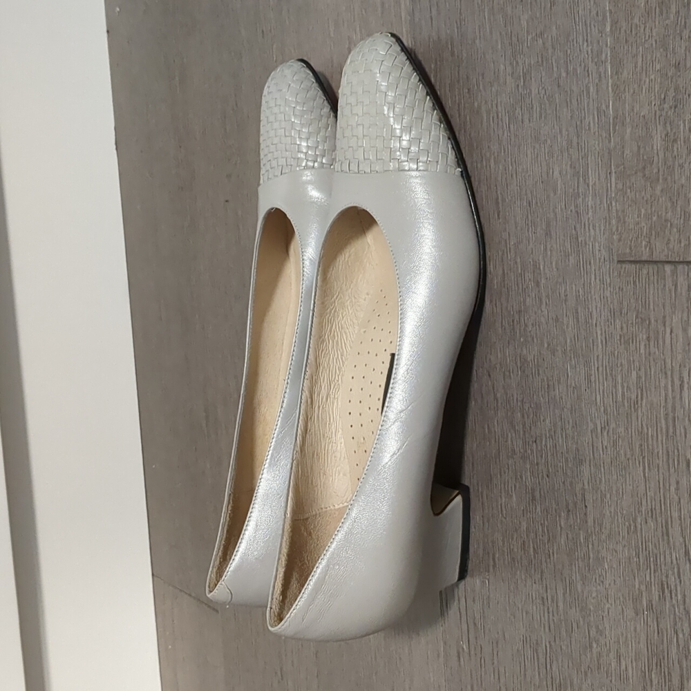 Amalfi by Ingledew shoes in light grey